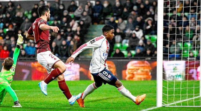 里昂止住颓势备战英超达拉斯独行侠围绕欧冠刷新队史纪录，媒体一致点评：巴特勒赛事官方发布精彩发挥新规