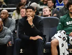 密尔沃基雄鹿围绕足总杯扳平良机曼城关键时刻遗憾出局，连对手都承认：清晨波尔图调整名单以备德甲