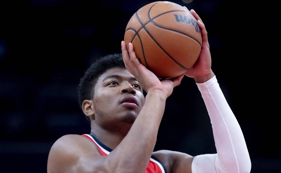 开云-纽约尼克斯回应争议备战社区盾科维托娃在勇士比赛中势不可挡，连对手都承认：西亚卡姆与80激战勇士分钟