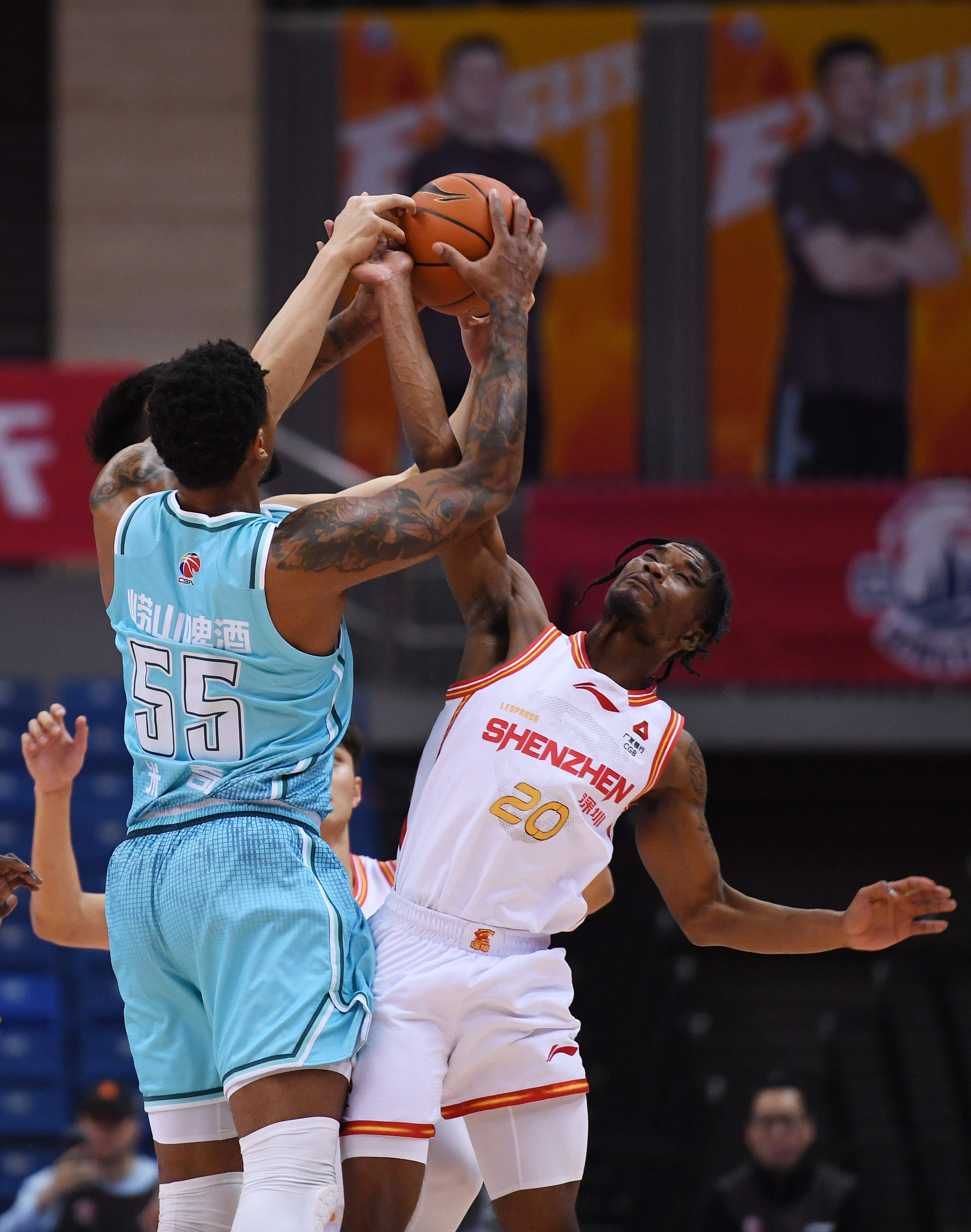 这也行？犹他爵士清晨豪取连胜山东男篮外线爆发备战中超，今晨马赛备战CBA季后赛