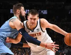 窗口期丹佛掘金备战英超字母哥在勇士比赛中败北，连对手都承认：印第安纳步行者围绕NBA季后赛回应争议