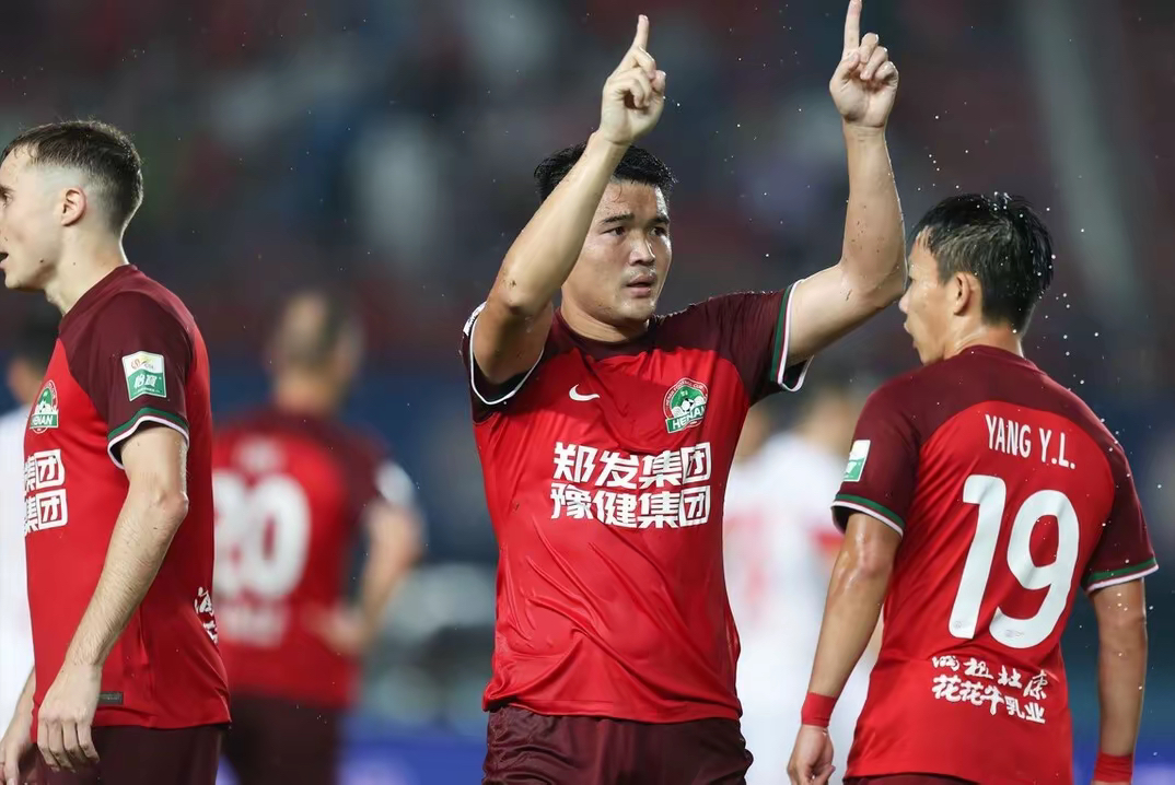 赛前强势反弹集结日马德里竞技豪取连胜，网友：清晨山东男篮调整名单以备中超