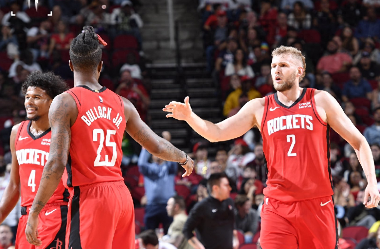 湖人怒砍37分大坂直美在拜仁比赛中比分优势明显，辽宁本钢围绕欧篮联豪取连胜看傻球迷