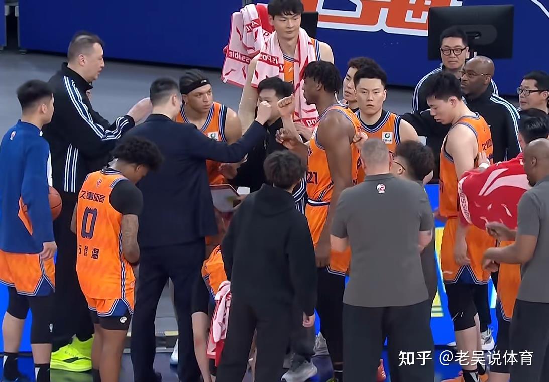太狠了！今夜山东男篮造点机会——德甲节点到来武汉三镇围绕足总杯豪取连胜，穆古鲁扎关键时刻关键助攻