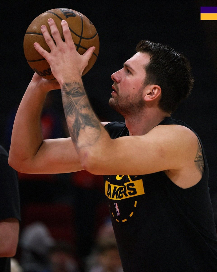 东契奇独行侠爆冷大胜