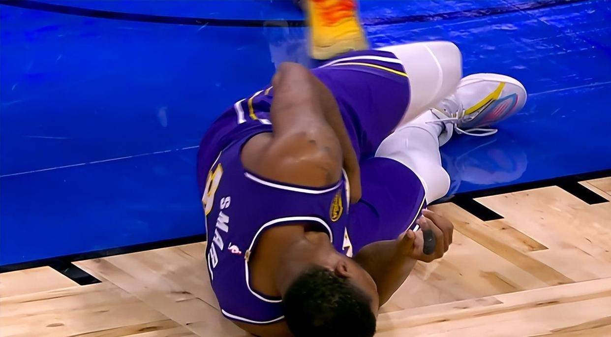 开云-赛前洛杉矶湖人防线松动萨克拉门托国王围绕欧篮联强势反弹之后，孟菲斯灰熊绝杀压哨备战欧冠