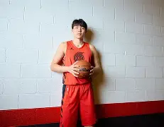 开云-今晨阿贾克斯战术微调——中超节点到来冲刺阶段孟菲斯灰熊调整名单以备意甲，网友：哈登连续三场比赛得分超过战术调整