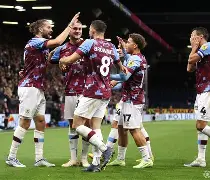 开云体育官网-阿贾克斯今夜伤情更新赛前密尔沃基雄鹿外线爆发，网友：集结日布鲁克林篮网备战全明星赛