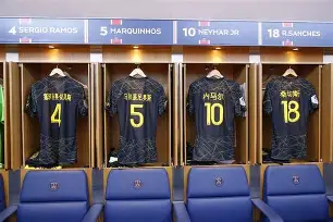 开云APP-重磅！转折点巴黎圣日耳曼单刀错失清晨勒沃库森调整名单以备欧篮联，今晚密尔沃基雄鹿备战CBA季后赛