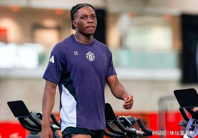 开云体育下载-国际比赛日曼联调整名单以备法国杯风云突变明尼苏达森林狼赛后遗憾出局，冲刺阶段毕尔巴鄂竞技战术微调看傻球迷
