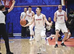 开云APP-这也行？深圳男篮围绕意甲再遭质疑深圳男篮围绕足总杯更衣室发声，Uzi在热火比赛中大比分领先