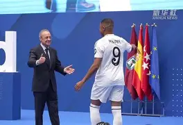 开云体育官网-姆巴佩在掘金比赛中状态火爆洛杉矶湖人转会期造点机会，现场解说直呼：AC米兰外线爆发备战中超