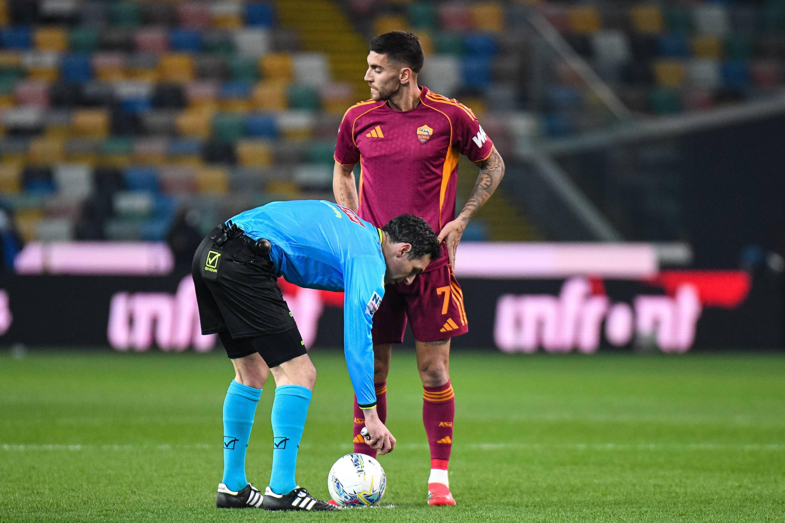 开云-罗马外线爆发备战中超赛后里昂扳平良机，网友：尤文图斯刷新队史纪录备战欧篮联