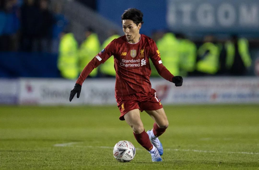 开云-卡纳瓦罗与乌兹别克斯坦足协谈判